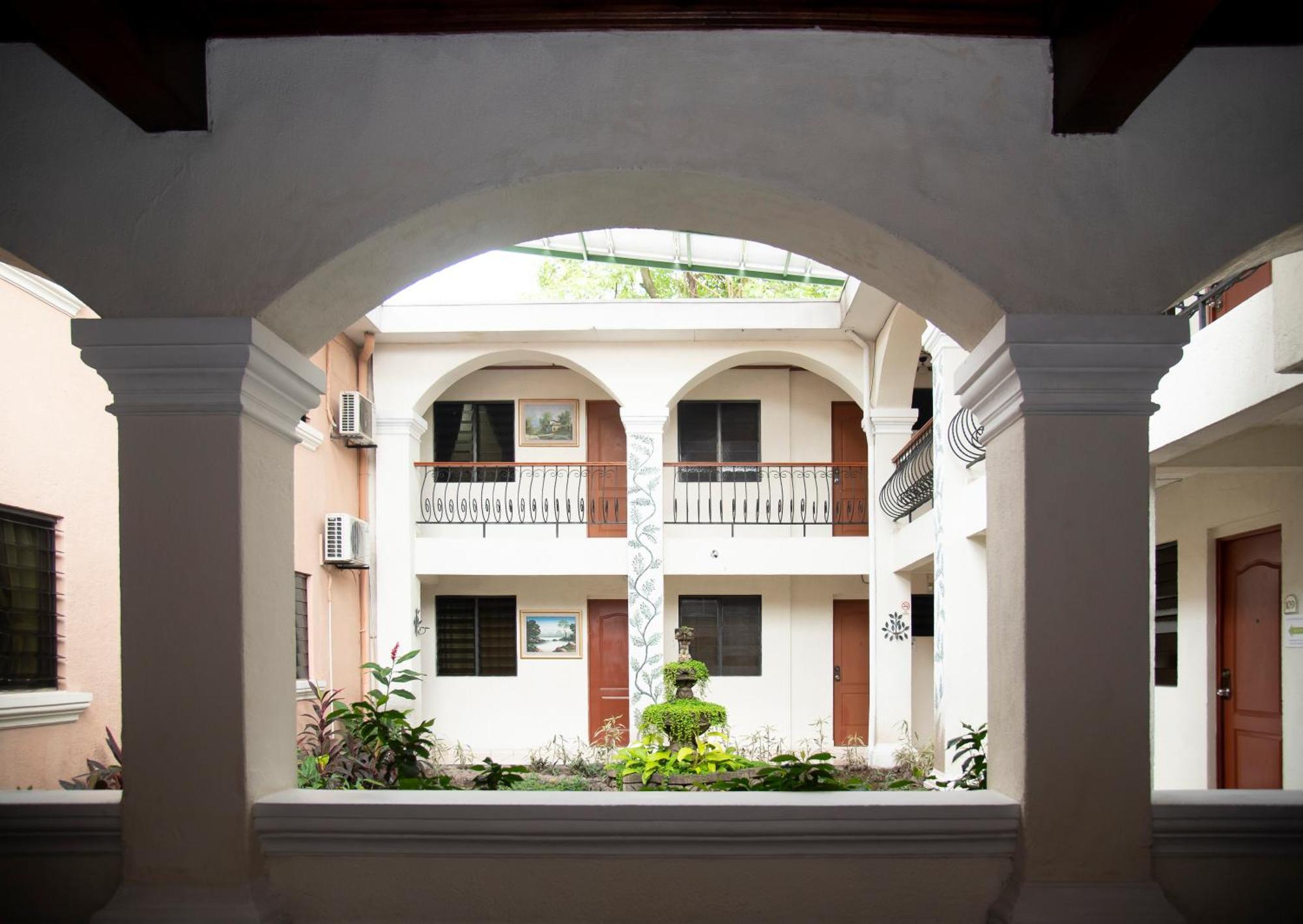 Hotel Villa Serena Escalon San Salvador Exterior foto